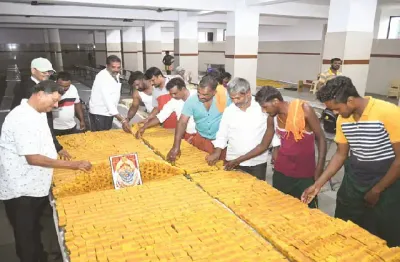 ಚಾಮುಂಡೇಶ್ವರಿ ಭಕ್ತರಿಗೆ 25 ಸಾವಿರ ಮೈಸೂರು ಪಾಕ್ ಸಿದ್ಧ
